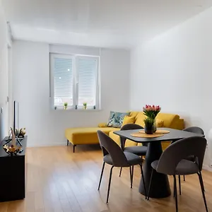 Sole Apartment