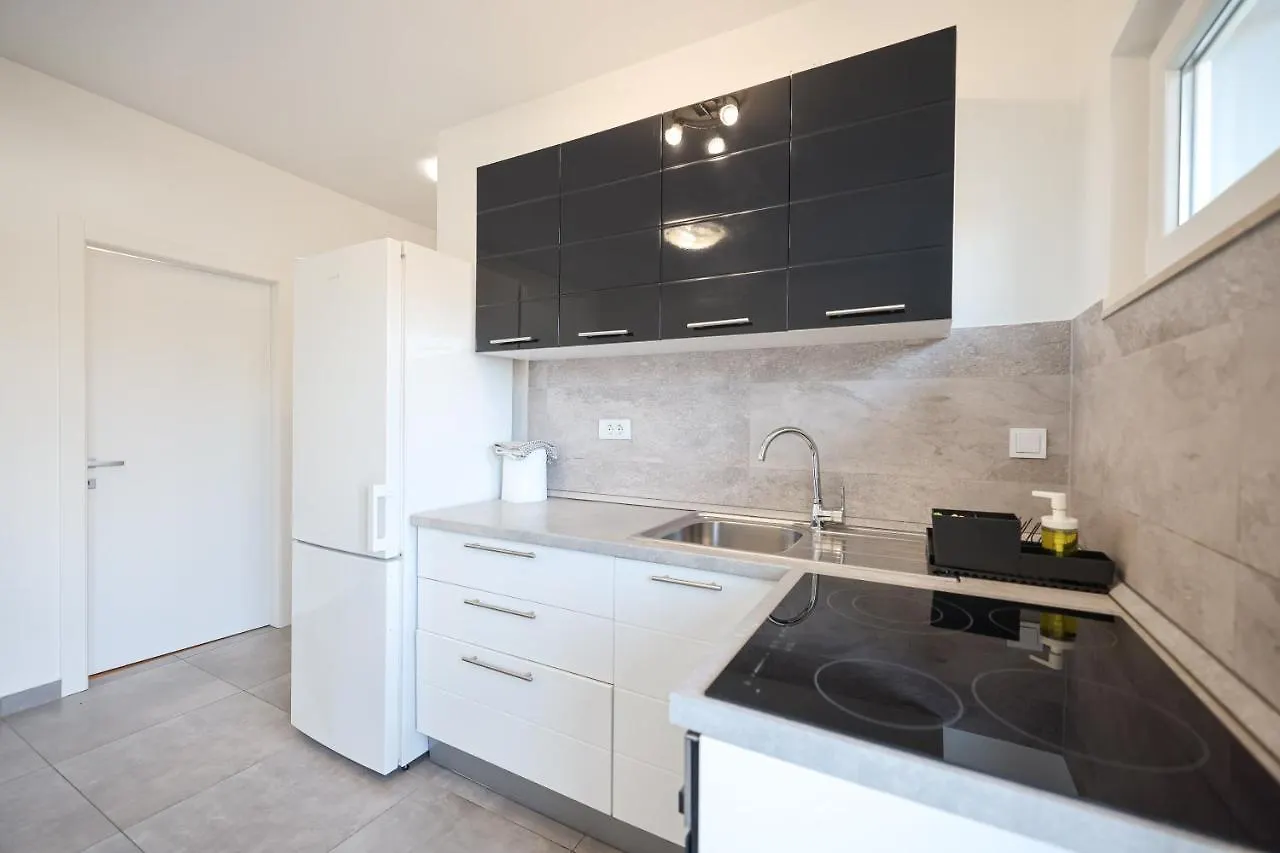 Sunset Boutiqe Apartment Old Town Ζαντάρ